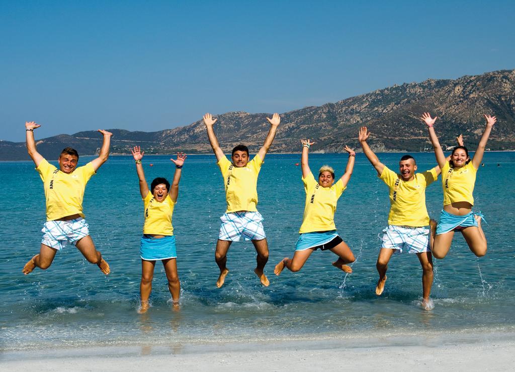 Villaggio Camping Spiaggia Del Riso Villasimius Dış mekan fotoğraf