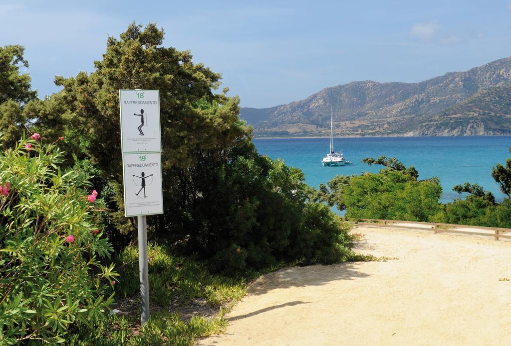 Villaggio Camping Spiaggia Del Riso Villasimius Dış mekan fotoğraf